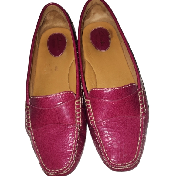 Clarks Shoes - Clarks Artisan Women's Slip on pink loafers